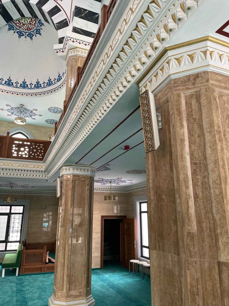 Profesyonel Cami Ses Sistemleri ile Her Noktaya Eşit Ses Dağılımı Sağlayın